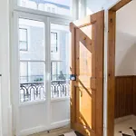 Quiet Charming Flat In Historic Alfama Near Baixa *