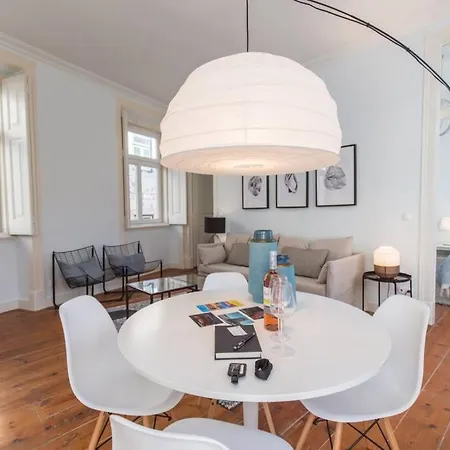 Apartment 135 C - Quiet Charming Flat In Historic Alfama Near Baixa