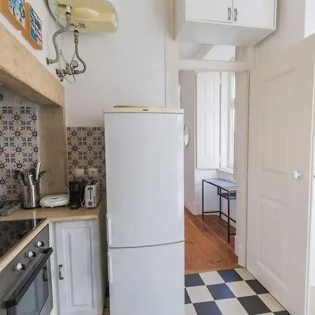 Apartamento 135 C - Quiet Charming Flat In Historic Alfama Near Baixa