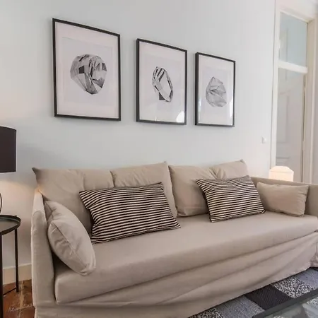 135 C - Quiet Charming Flat In Historic Alfama Near Baixa Apartamento *