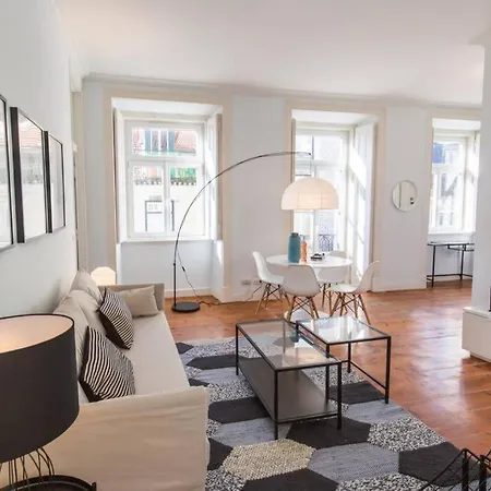 Quiet Charming Flat In Historic Alfama Near Baixa Лиссабон